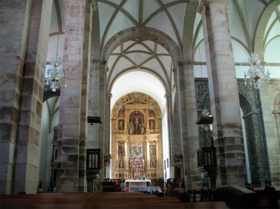 Interior de la catedral de Miranda do Douro. Imagen de guiarte.com
