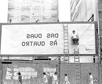 Manga Rosa. Arte ao ar livre. Intervención de Viajou Sem Passaporte Sao Paulo, 1981-1982. Cortesía Archivo Jorge Bassani