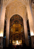 Interior de la catedral de Log...