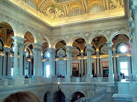 Interior del edificio Jefferson, en más antiguo de la Biblioteca del Congreso. Imagen de Guiarte.com.