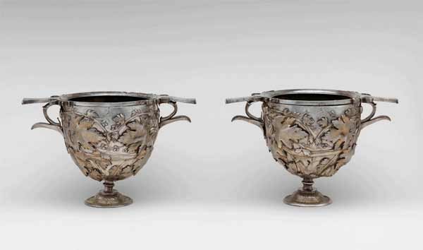 Copas de vino, de Plata, del tiempo de Augusto, en la muestra sobre Herodes. © the Metropolitan Museum of Art
