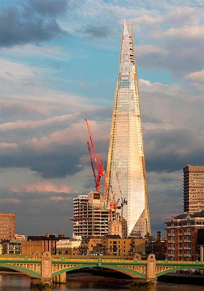 El Shard, un edificio de Renzo Piano, que revoluciona el horizonte londinense en 2013. Visit Britain.