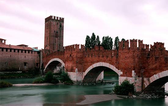 Conjunto del puente y el Castelvecchio