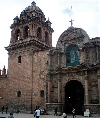 Cuzco. Iglesia de la Merced. Portada. Fotografía de Hernán Diego García. Guiarte.com.