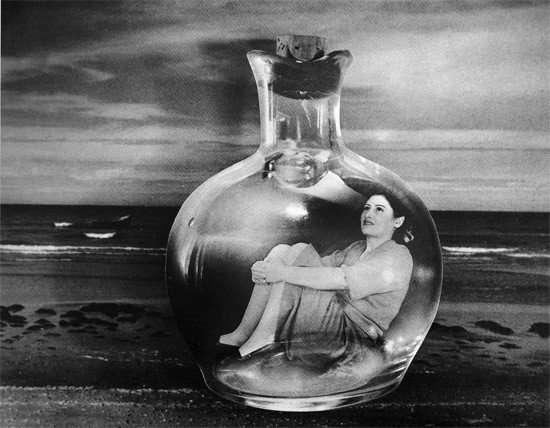 Grete Stern. Botella del mar (Sueño Nº 5), 1950.