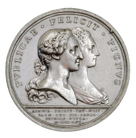 Medalla conmemorativa del matrimonio de los príncipes Carlos de Borbón y María Luisa de Parma. Tomás Francisco Prieto&#8232;. 1765