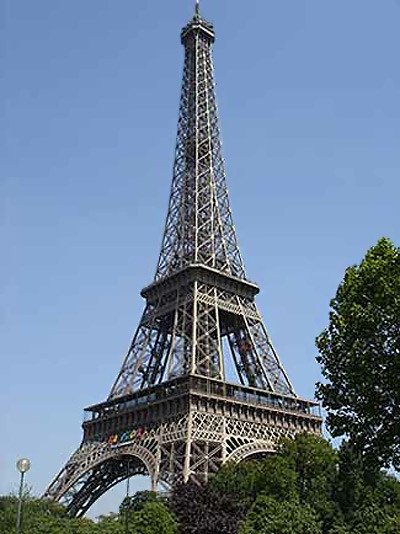 Torre Eiffel, icono de París y símbolo de la nación francesa. Guiarte copyright.