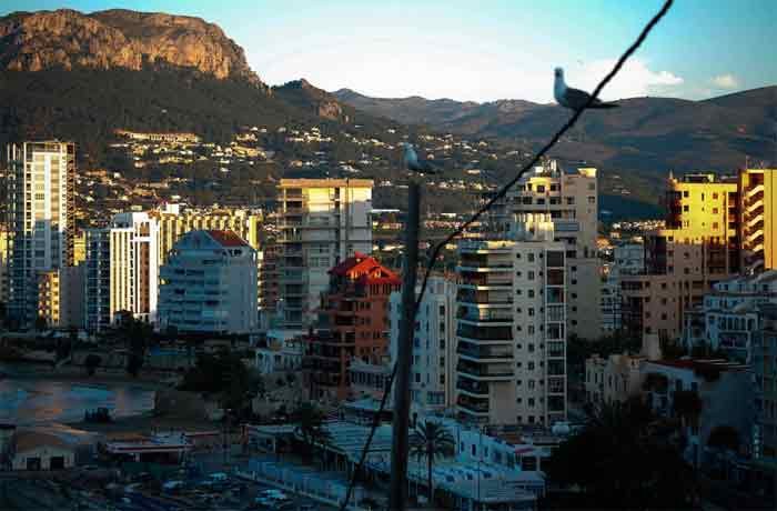 Calpe, o Calp, entre las ciudades más invasoras de la costa. imagen de greenpeace