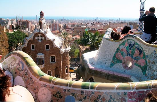 La obra de Gaudí siempre es un atractivo en Barcelona. Parque Güell. Imagen de guiarte.com