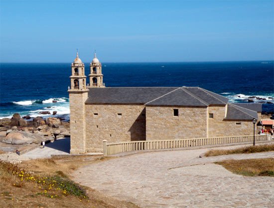 Iglesia de la Virgen de la Barca. Imagen de J.M. Ferández Miranda/Guiarte.com