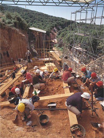 Labores de excavación en la zona. Fotografía de http://www.turismoburgos.org