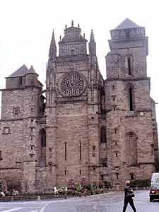Fachada de la catedral de Rodez. Fotografía de guiarte. Copyright