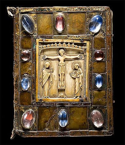 Gospel Book. Last third 9th century. Dom-Museum Hildesheim