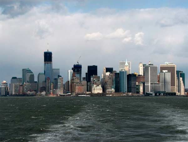 Las ciudades costeras afrontan un futuro más difícil, por el crecimiento del nivel del mar. En la imagen, Nueva York. Guiarte.com/Rubén Alvarez