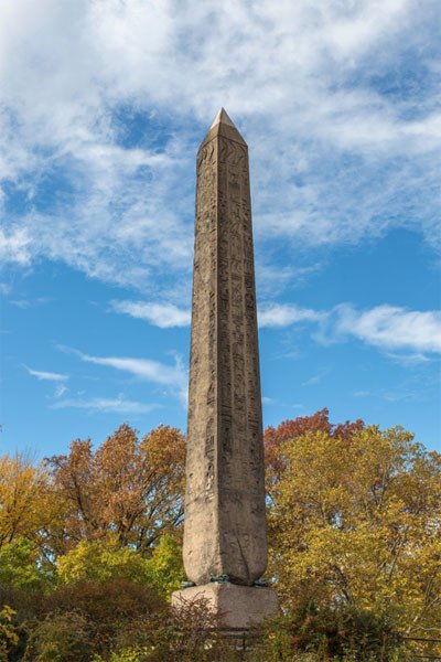 El obelisco de Central Park tiene dimensiones monumentales, y conectaba a los egipcios con el dios sol.