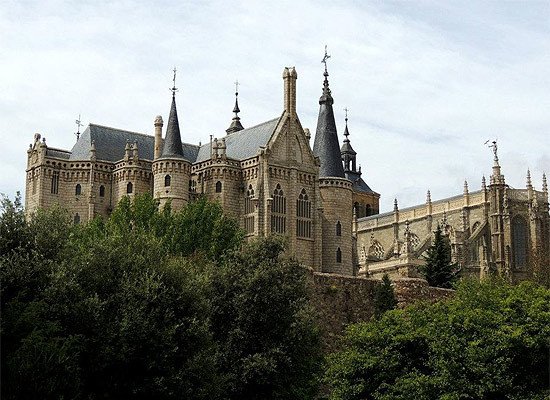 Estampa de Astorga, con el Palacio Episcopal y la Catedral. Foto cortesía de Vicente Gonzalez. 