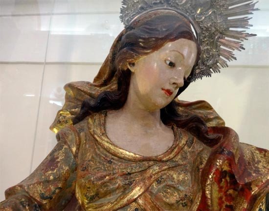 Catedral de Florianópolis. Imagen de la Virgen del Destierro, que dió nombre a la ciudad en época colonial. Imagen de Guiarte.com