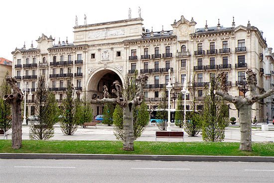 Sede del Banco de Santander. Guiarte.com/ José Manuel Fernández Miranda.