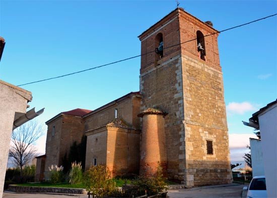 Iglesia de San Lorenzo, en Revenga de Campos, Palencia. Imagen de José Holguera (www.grabadoyestampa.com) /Guiarte.com
