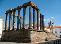 Templo romano de Évora. Imagen...