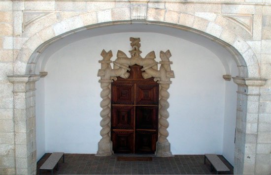 Portal dos nós. Iglesia del Carmen. Imagen de Tomás Alvarez/Guiarte.com