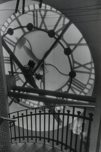 COPPOLA,Horacio /Reloj del Consejo Deliberante (Centro), 1936. Donación Horacio Coppola