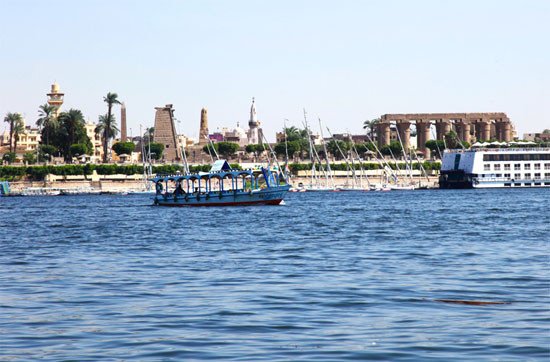 Vista del Nilo y Templo de Karnak. http://www.egypt.travel/