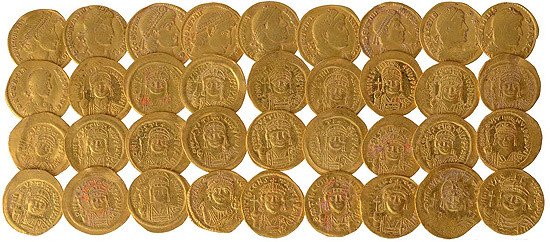 Monedas de la época la época Bizantina, halladas en Israel en 2013 y expuestas ahora. Eilat Mazar/Museo de Israel