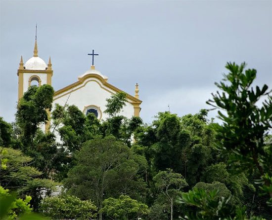 Templo colonial en Lagoa da Conceição. Imagen de Guiarte.com