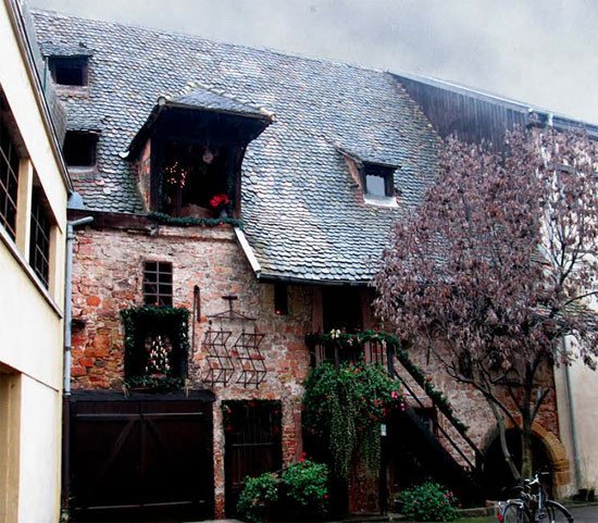 El granero medieval Weinhof en Colmar. Imagen de Guiarte.com.
