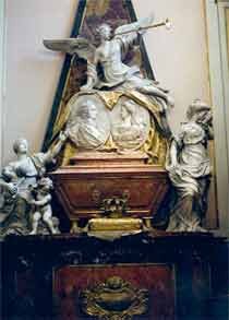 Panteón con los restos de Felipe V e Isabel de Farnesio. Foto guiarte.Copyright