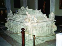 Sepulcro de Cisneros. Foto Alf...