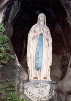 La estatua de la Inmaculada Co...
