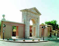 Puerta de Madrid. Foto A. Garc...