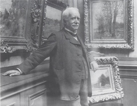 Photograph of Paul Durand-Ruel in his gallery, taken by Dornac, about 1910 Archives Durand-Ruel © Durand-Ruel & Cie