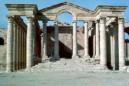 Algunas estatuas destruidas parece que procedían de Hatra, capital del reino de los partos, cercana a Mosul © UNESCO/E.Ramos