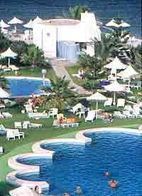 Turoperadores y hoteles han europeizado la costa.Hotel en Port El Kantaoui. guiarte-Turismo de Túnez. Copyright