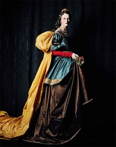 Carmen como la Santa Isabel de Zurbarán. Michael Thompson. 2000. 