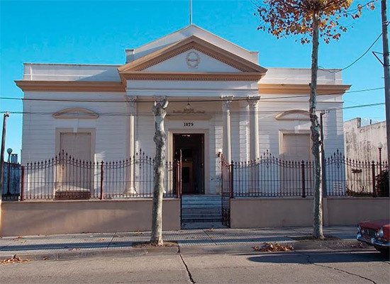 Museo de Bellas Artes de Fray Bentos, obra de finales del XIX. Municipalidad de Rio Negro(Uruguay)