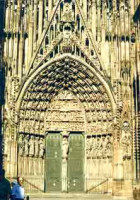 Puerta principal. foto guiarte...