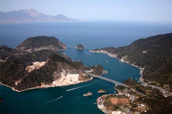 Vista aérea del puerto de Misumi Oeste (Japón) © departamento de Educación de la ciudad de Uki / UNESCO