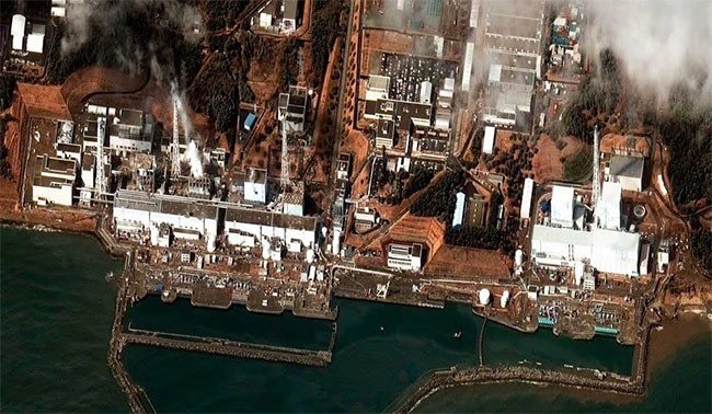 La imagen de satélite muestra daños en Fukushima I, la planta de energía nuclear dañada tras el terremoto del 11 de marzo de 2011. Imagen de Greenpeace