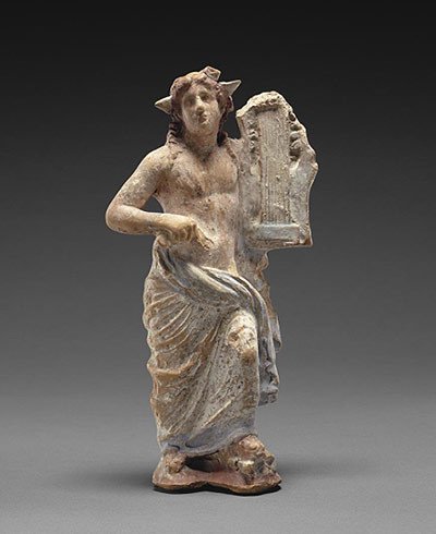 Estatuilla griega de Apolo. 300 a. C. Anónimo.