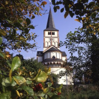 La Doppelkirche, en Bonn. Mich...