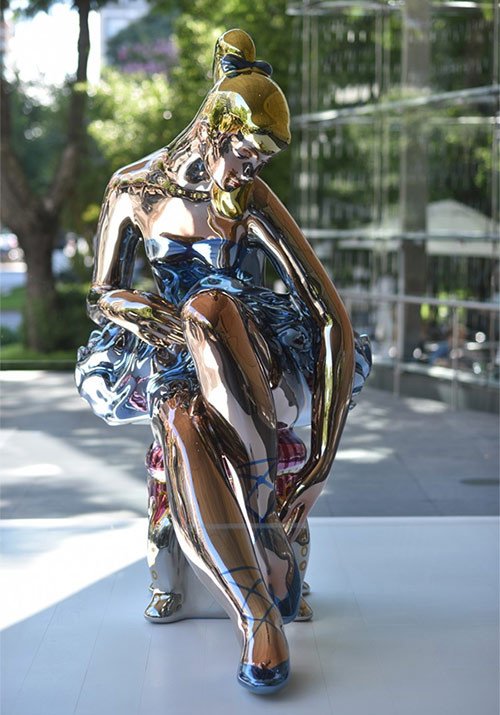 Bailarina sentada. Jeff Koons. Antigüedad, 2008.