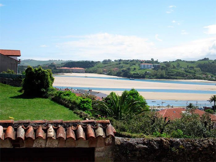 San Vicente ofrece una extraordinaria belleza paisajística, en pleno Parque Natural de Oyambre. Imagen de Guiarte.com