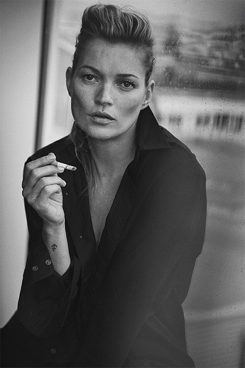 Kate Moss, Paris, 2015 Vogue Italia © Peter Lindbergh (Courtesy of Peter Lindbergh, Paris / Gagosian Gallery)