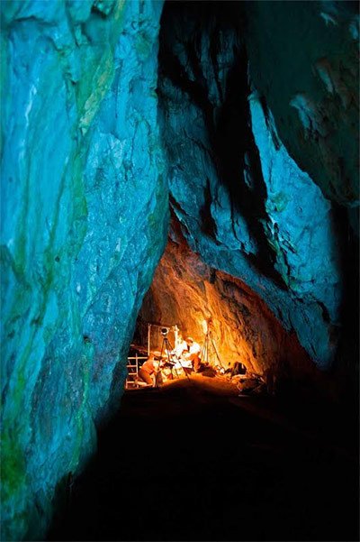 Excavaciones en curso en la cueva de Gorham. © Clive Finlayson, Museo de Gibraltar/UNESCO