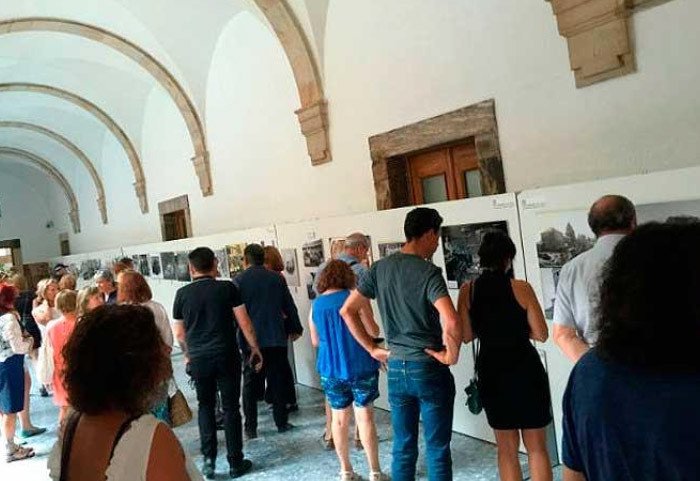 Exposición La Cepeda en Blanco y Negro. Imagen de Astorga Redacción