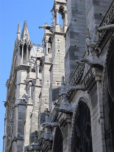 París perdió visitantes en 2016, especialmente por los problemas de terrorismo. Imagen de la catedral parisina de Notre Dame. Imagen de Guiarte.com